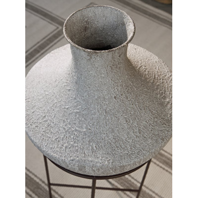 Shawnna Vase