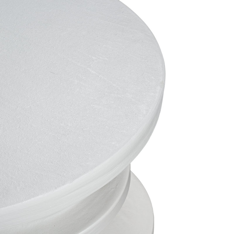 Table d'appoint moulée à la main en plâtre blanc lime