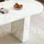 Table de salle à manger ovale avec plateau en marbre et base robuste-1077903683