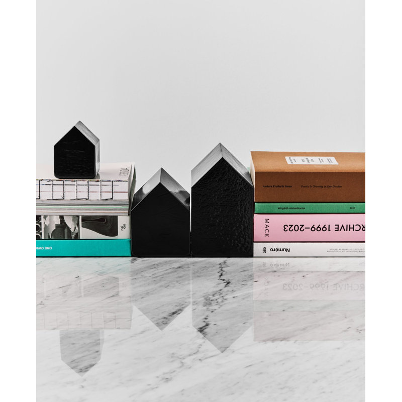 Kosta House, Large, Black