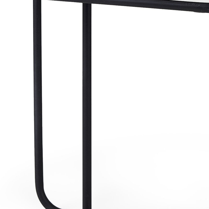 Table de bout en C 23 po en marbre et métal noir et blanc