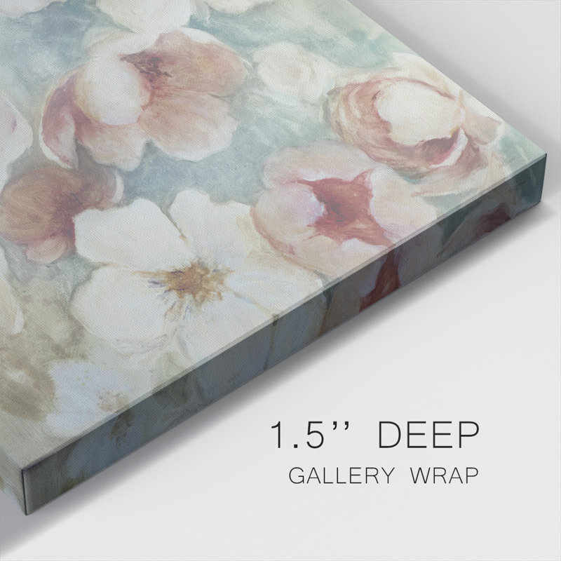 «Rose Mist II» sur toile, H 24 po x l 24 po x P 1,5 po