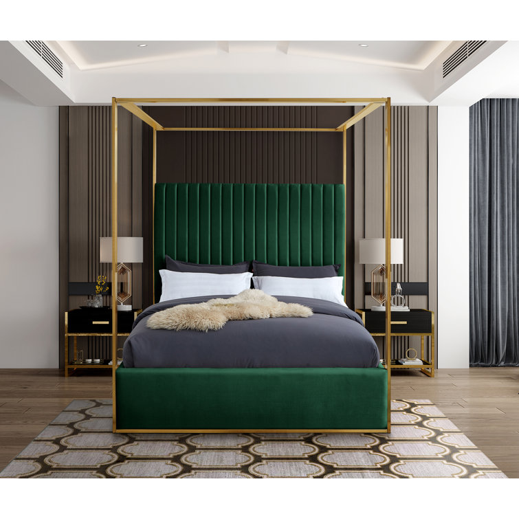 Heersa Velvet Bed