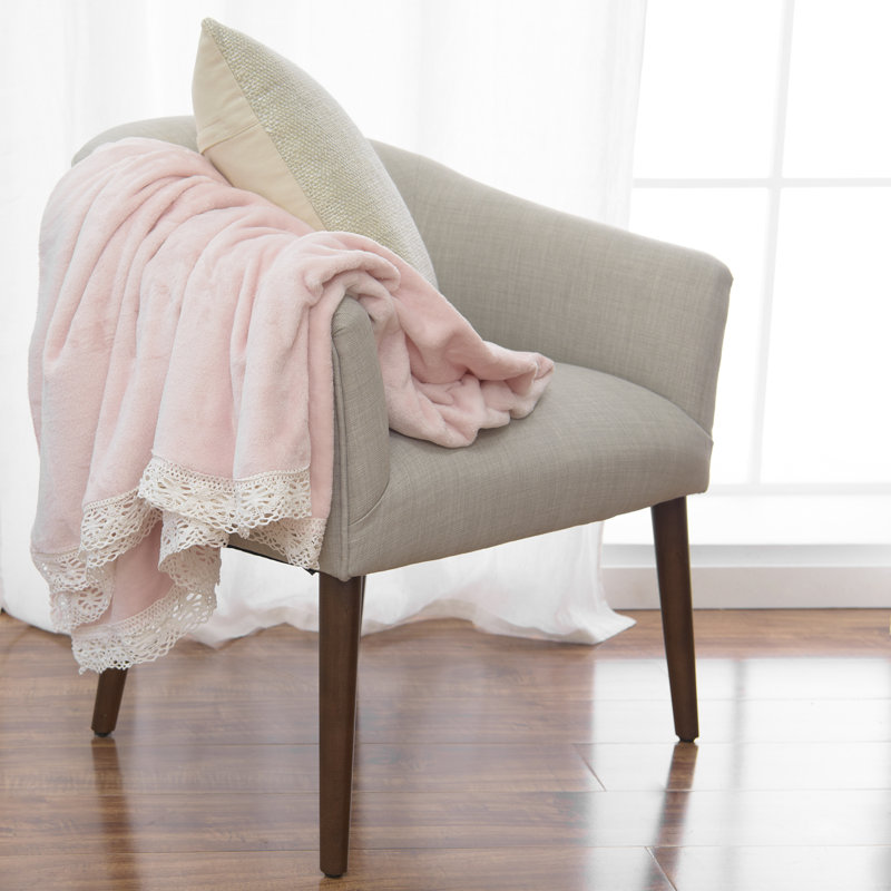 Jeté en dentelle , L 60 po x l 29 po, Poussière rose
