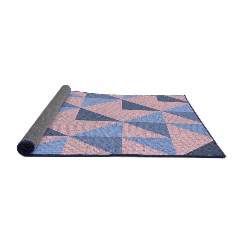 Geometric Indoor Rug, Round 3'