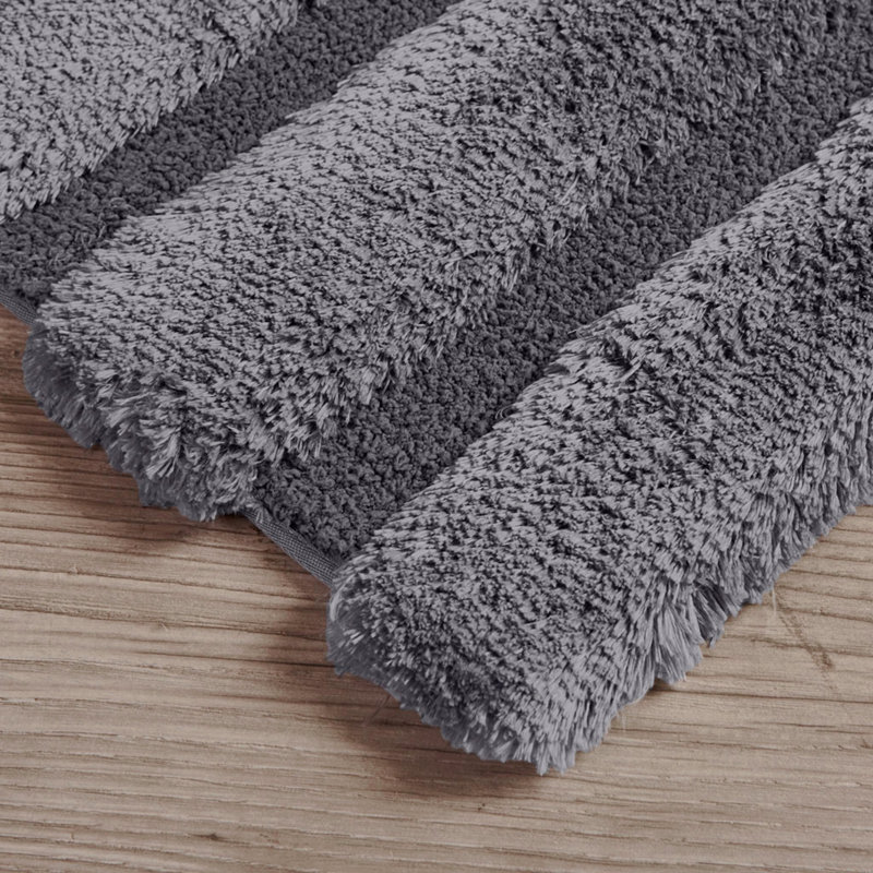 Rug 21X34"