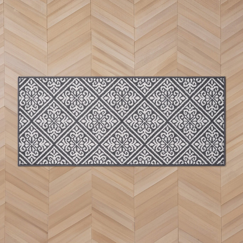 Austell Machine Woven Synthetic Geometric Area Rug, Runner 2'2" x 5', Dark Gray/Natural