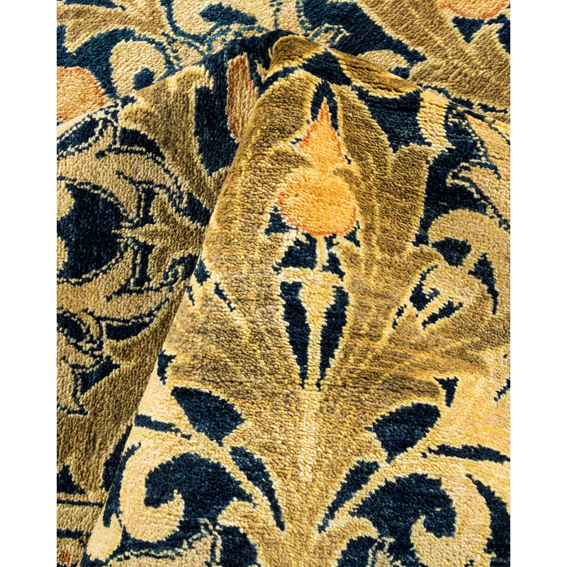 Haynie One-of-a-Kind 8' 10" X 12' 2" Hand Knotted Area Rug