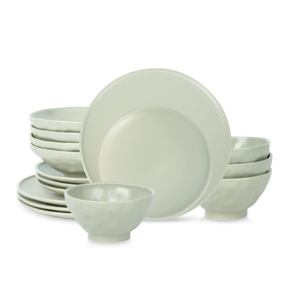 Dinnerware Set