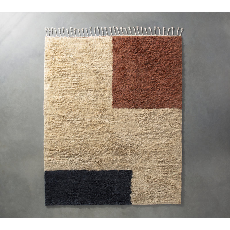 Essi Geometric Handmade Wool Beige/Navy/Red Area Rug, Rectangle 2' x 3'