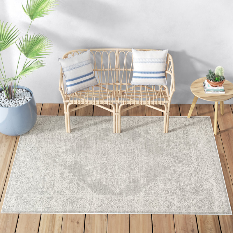 Shyann Oriental Indoor Rug, Rectangle 5'3" x 7'1"