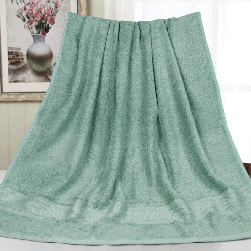 Nalleli Bath Towel