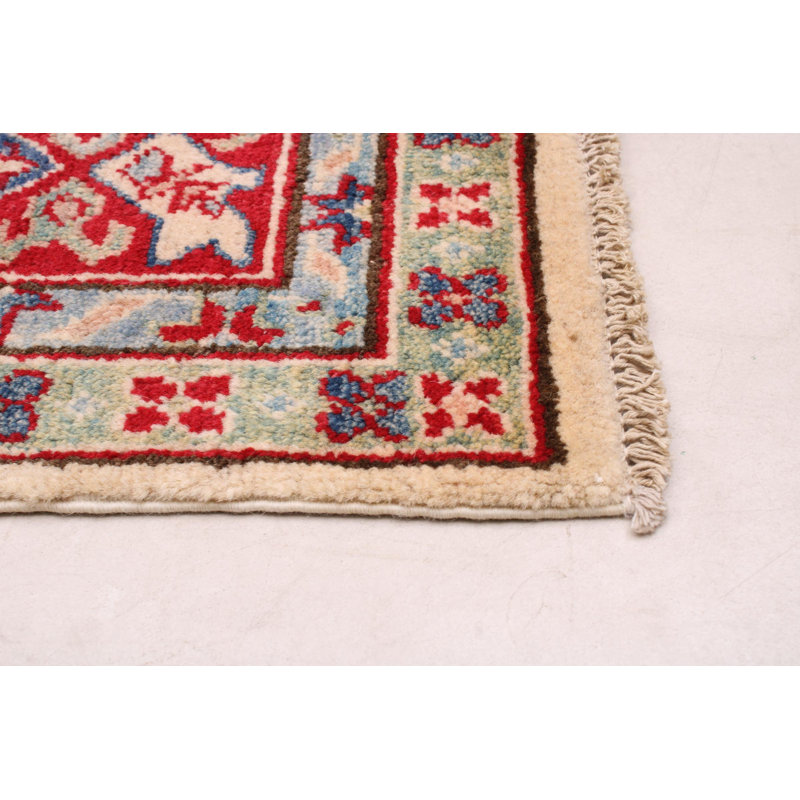 Tapis ivoire Finest Ghazni 6 pi 6 po x 10 pi 9 po