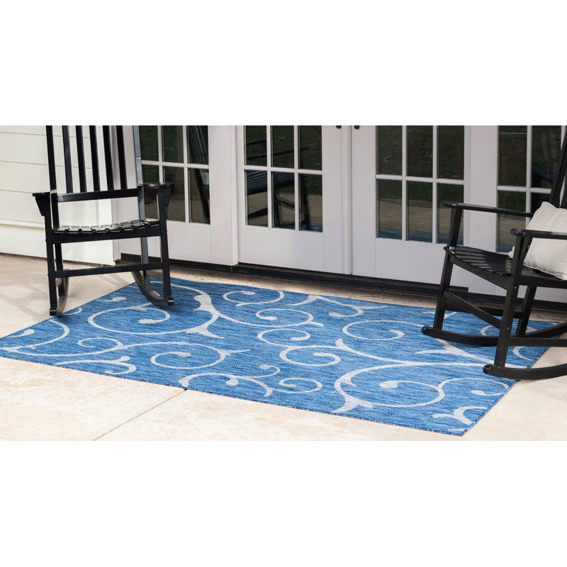 Hornersville Floral Indoor / Outdoor Rug, Rectangle 4' x 6'