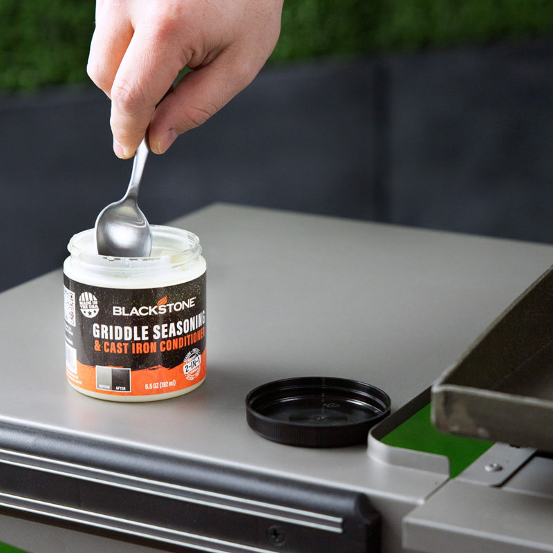 Blackstone Griddle Seasoning and Cast Iron Conditioner 6 oz.
