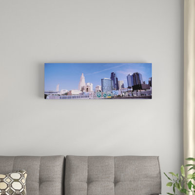 " Low Angle View Of Downtown Skyline, Kansas City, Missouri, USA "