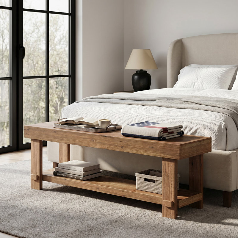 Banc en bois de sapin massif avec tablette de rangement Danard, L 51,2 po