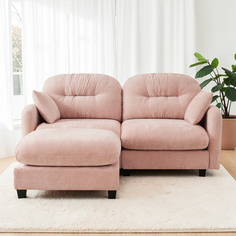 Canapé en L à deux places avec repose-pieds Wilroy, tissu en chenille doux, mousse à haute densité matelassée plissée Wilroy, convient aux chambres à coucher et aux coins lecture