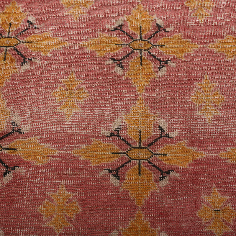 Wool Floral Area Rug in Pink/Orange