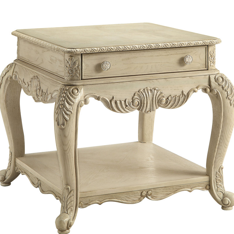 Table de bout blanche antique avec un tiroir spacieux et une tablette inférieure