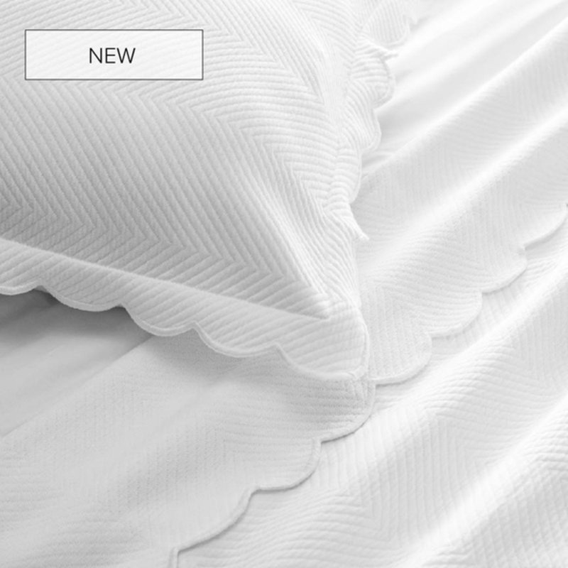 Scallop Lattice Cotton Coverlet, Queen Coverlet/Bedspread
