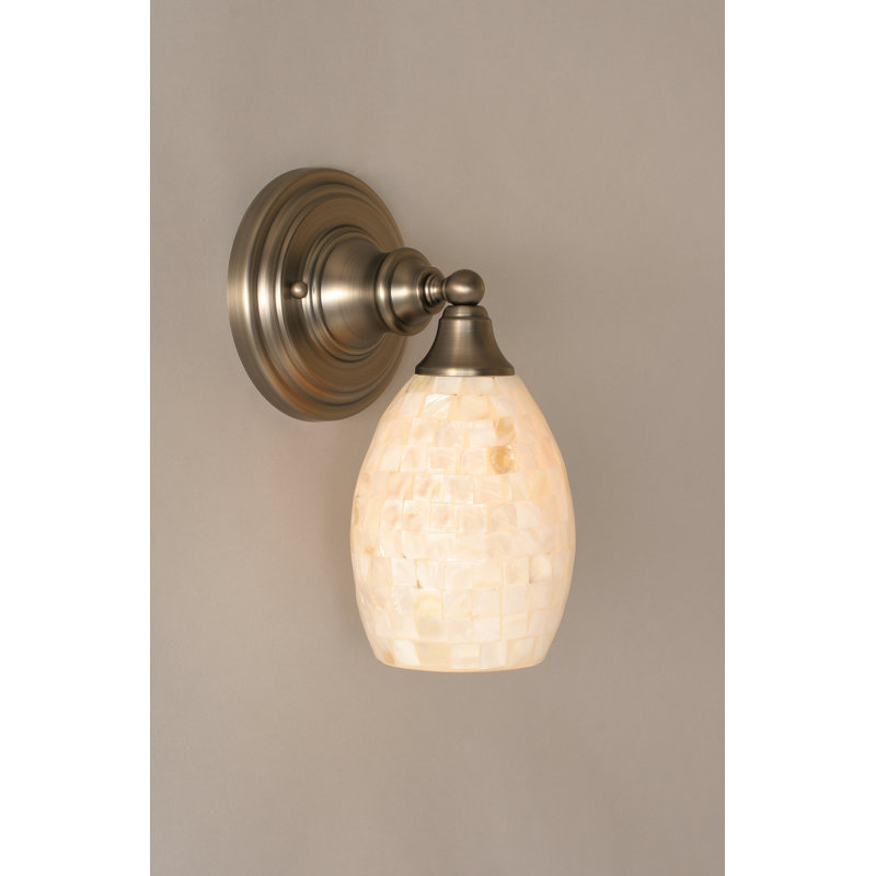 Applique murale avec glaçage ivoire en coquillage de 5 po, Nickel brossé