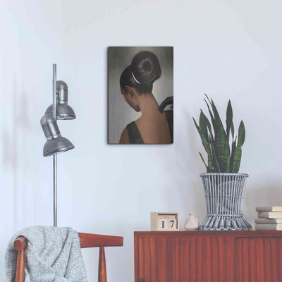 Everly Quinn 'Elegance by Laurie Cooper Metal Wall Art