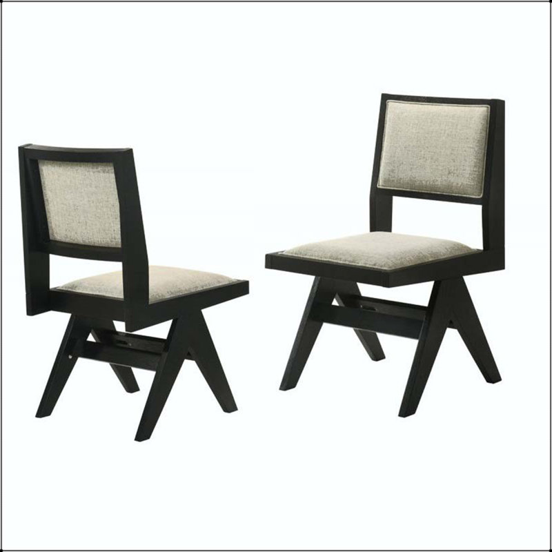 Chaise rembourrée en bois noir de style campagnard