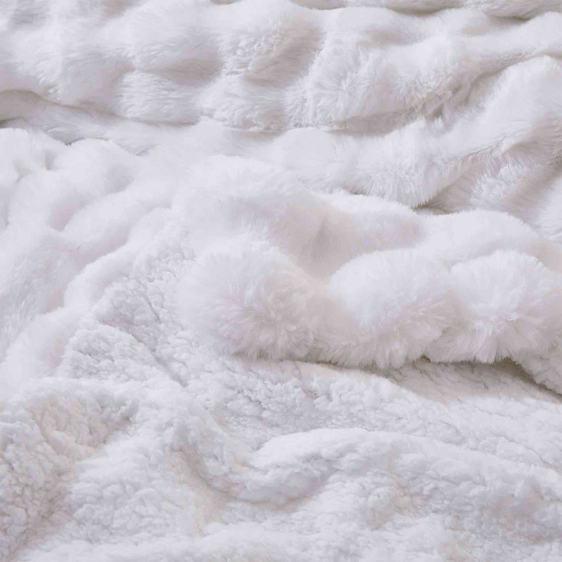 Marshmallow Plush Down Comforter Set, Soft & Cozy All-Season Bedding with Luxurious Feel, King Comforter + 2 King Pillowcases