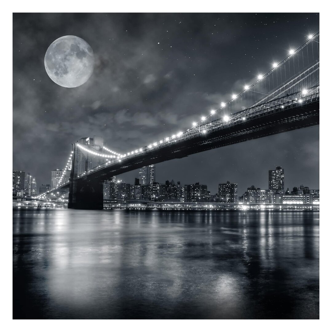 Matt Fototapete Manhattan Mysteries 3,36 m x 336 cm