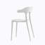 Un ensemble de 4 chaises empilées-2679251