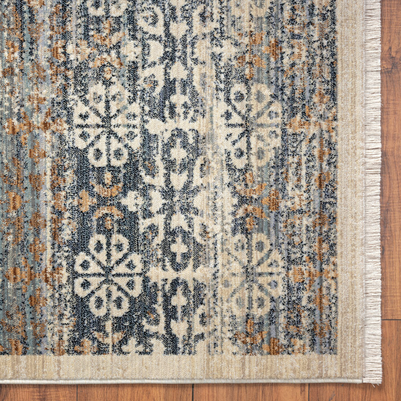 Mirabelle Floral Area Rug in Grey, Rectangle 2' x 3'