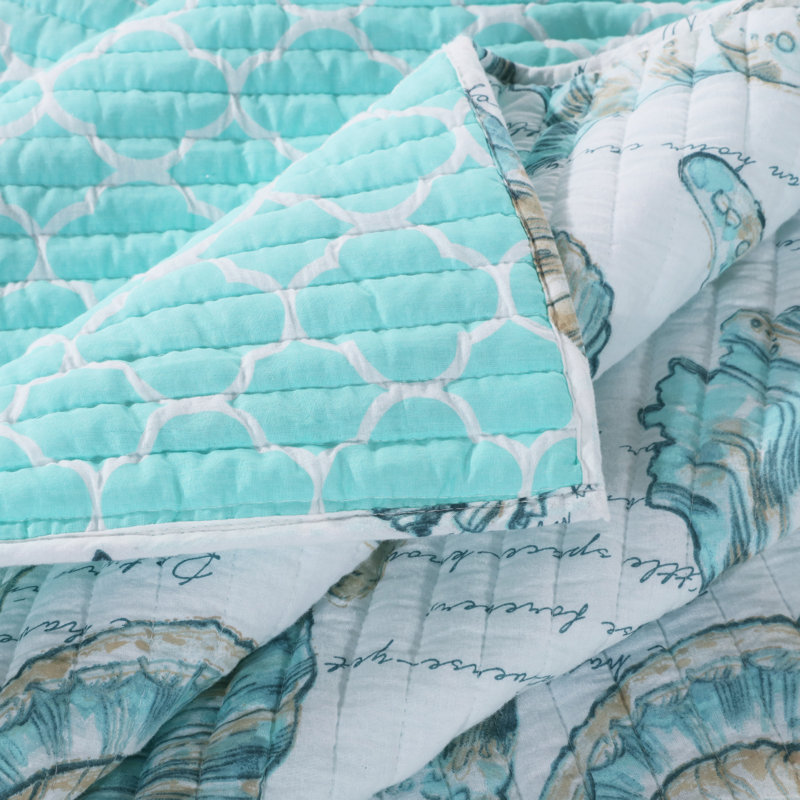 Full White Microfiber Reversible Nautical Quilt Set