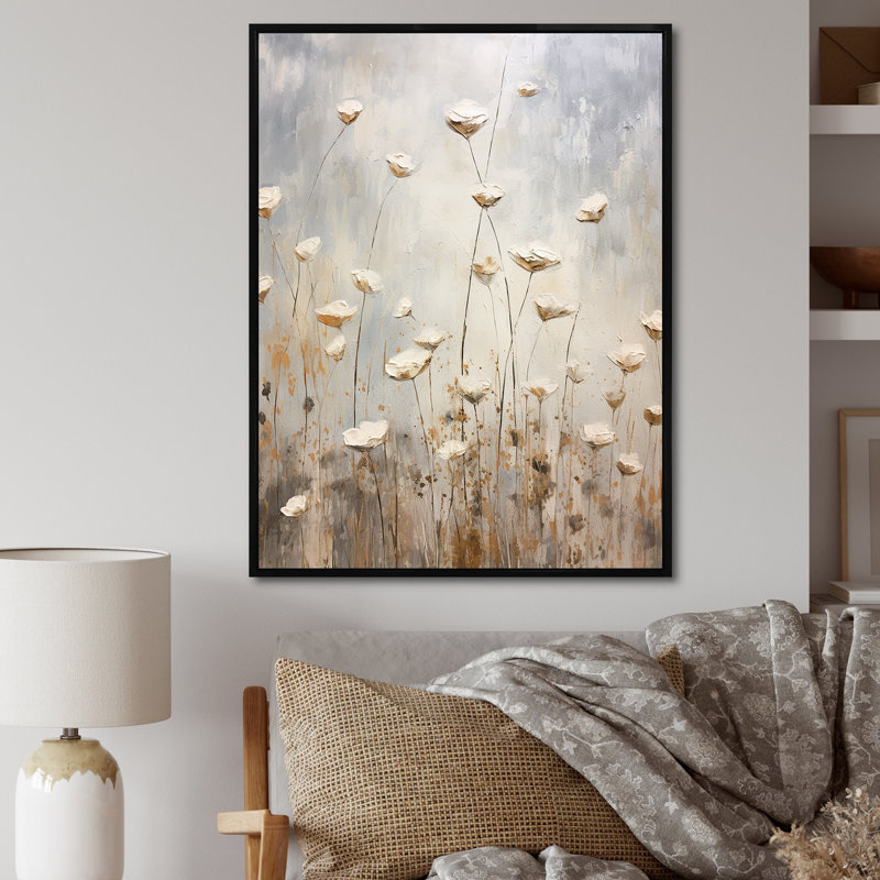 «Beige Wildflowers Garden Whispers IV», reproduction sur toile, Cadre flottant noir, H 32 po x l 24 po x P 1 po