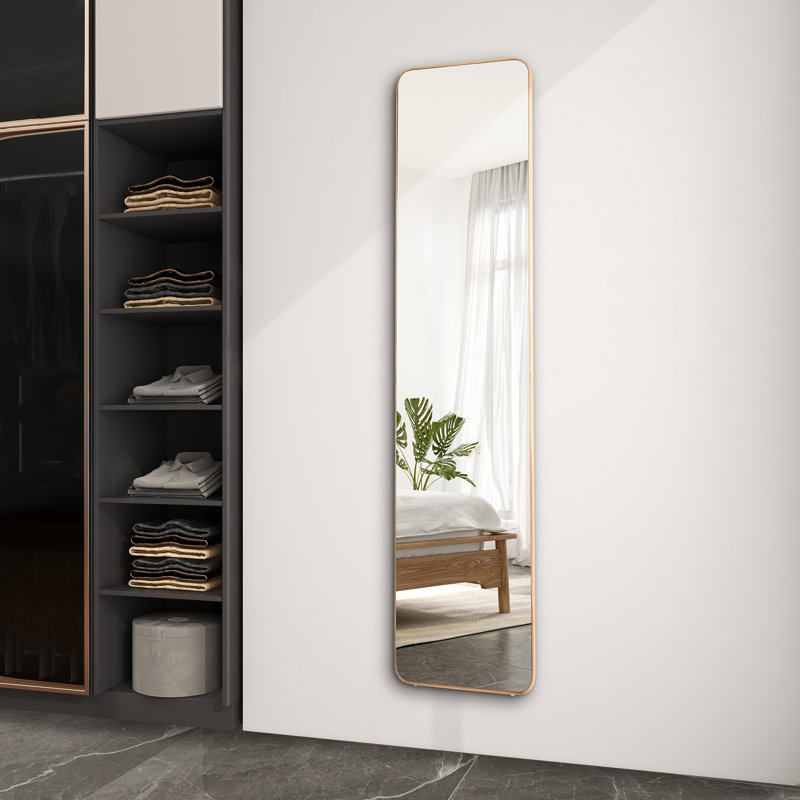 Miroir pleine grandeur, Bois