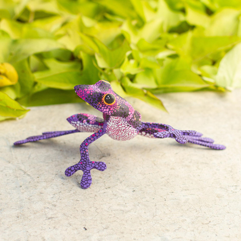 Figurine de grenouille style Alebrije fabriquée à la main Parwich