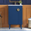 Meuble-lavabo de style français de 20 pouces avec lavabo en céramique Asahi et fabrication en bois massif-123512803