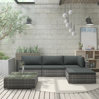 Planada 5 Piece Sectional with Cushions