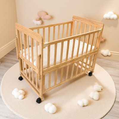 Mini lit de bébé extensible portatif en bois massif avec berceau de chevet en bois massif 3 hauteurs réglables avec matelas pour nouveau-nés