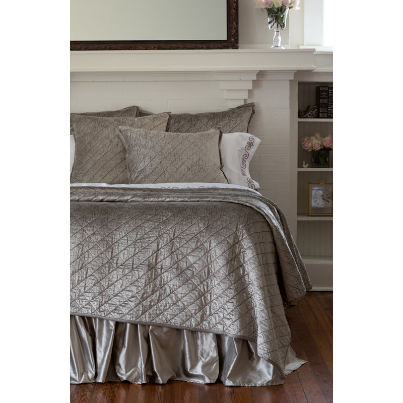 Chloe Champagne Velvet Diamond Quilted Queen Coverlet