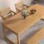 Ensemble de table de salle à manger en bois massif de style nordique-105841062