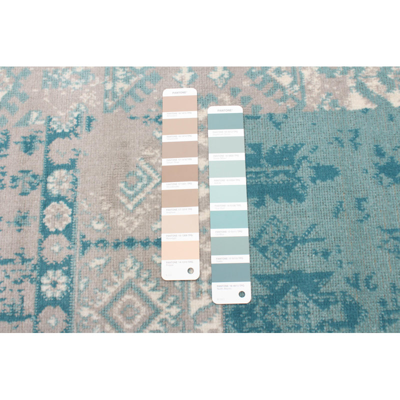 Tapis vert tissé à la machine Wolfdale, Rectangle 3 pi 11 po x 5 pi 7 po