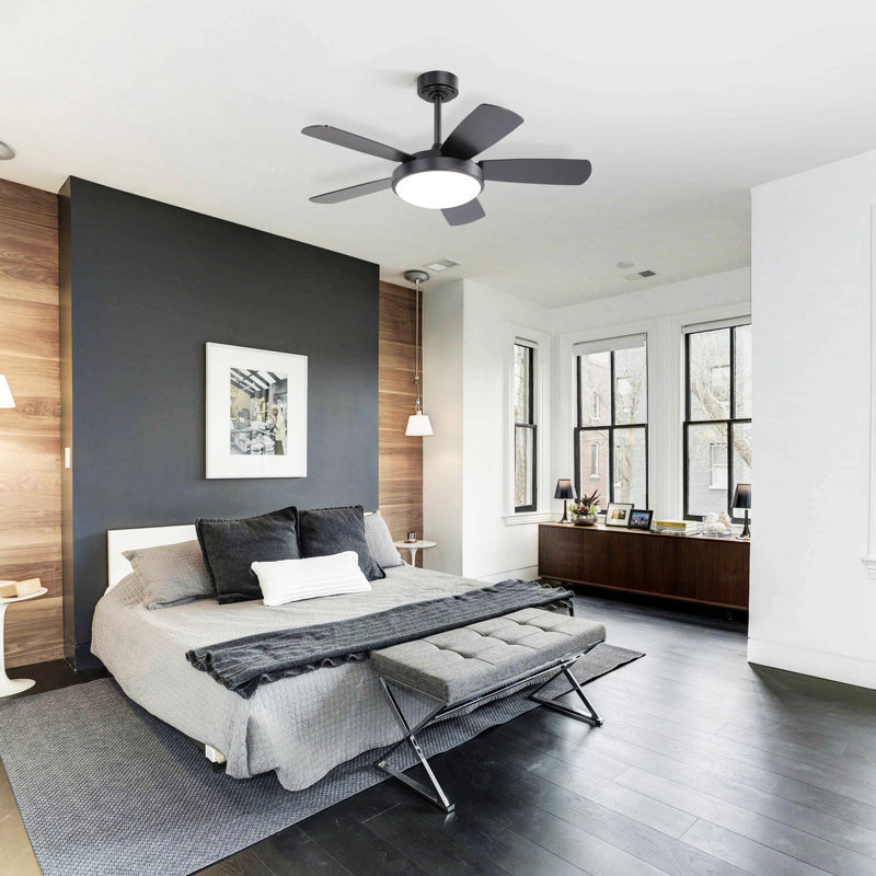 Ventilateur de plafond de 42 pouces avec 22W de lumière à DEL et moteur à courant continu réversible, Noir