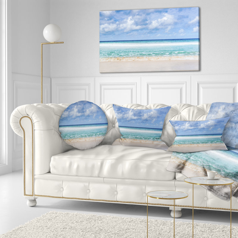 « Tranquil Beach Under White Clouds » - Impression, H 20 po x l 40 po, Toile tendue, Sans cadre