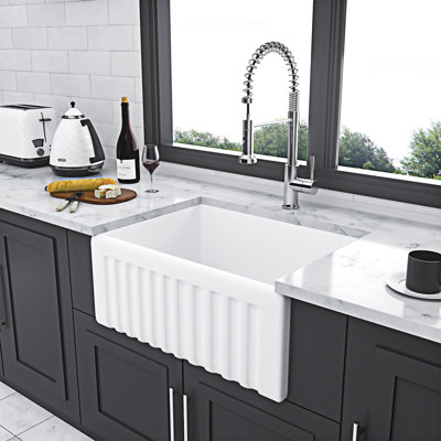 Small Farmhouse Apron-Front Kitchen Sink Single Bowl