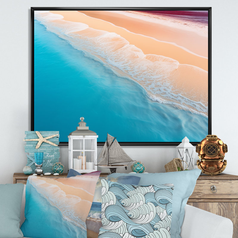 Tropical Beach, vue aérienne des vagues I - plage et océan, art mural, Cadre flottant noir, H 30 po x l 40 po x P 1,5 po