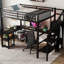 Lit mezzanine en métal noir avec rangement, bureau et conduit pour une chambre à coucher sophistiquée avec placard, effets dynamiques