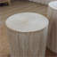 Ensemble de 3 tables basses rondes en bois blanchi peu encombrant