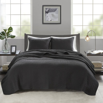 Black King/ King Quilt , 3 Pieces, Reversible Coral Quilt, Microfiber, Cotton Filled, Extraordinary Bedding In Black, With Design, Microfiber Fill, , Hygienic, Washable