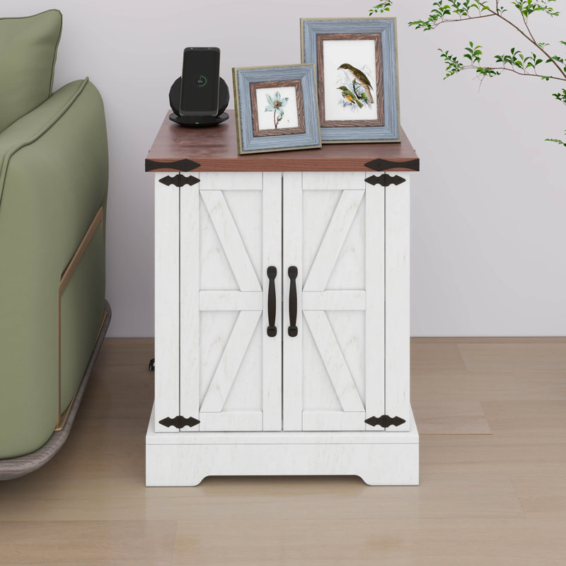 Table de bout Farmhouse avec station de charge, table de chevet en bois rustique avec tablette réglable, Blanc
